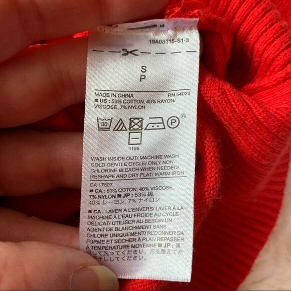 Banana Republic Factory red cowl turtleneck sweater size Small - Picture 11 of 12